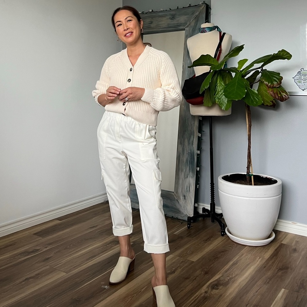 Aritzia Group Babaton Pants